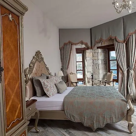 La Petra Hotel