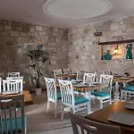 La Petra Hotel 3*