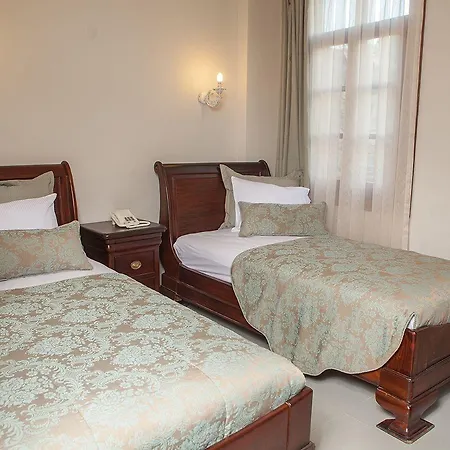 Hotell La Petra 3*