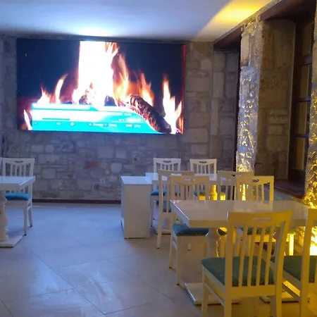La Petra Smirne
